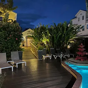Douglas House Cayo Hueso